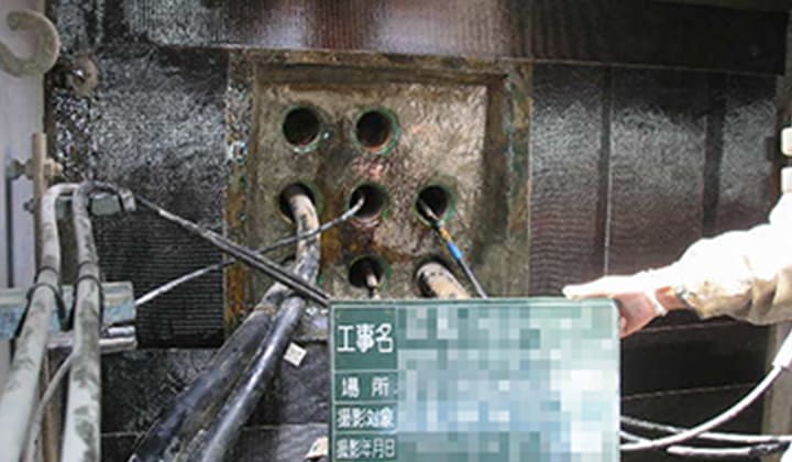 炭素繊維シートの貼付け